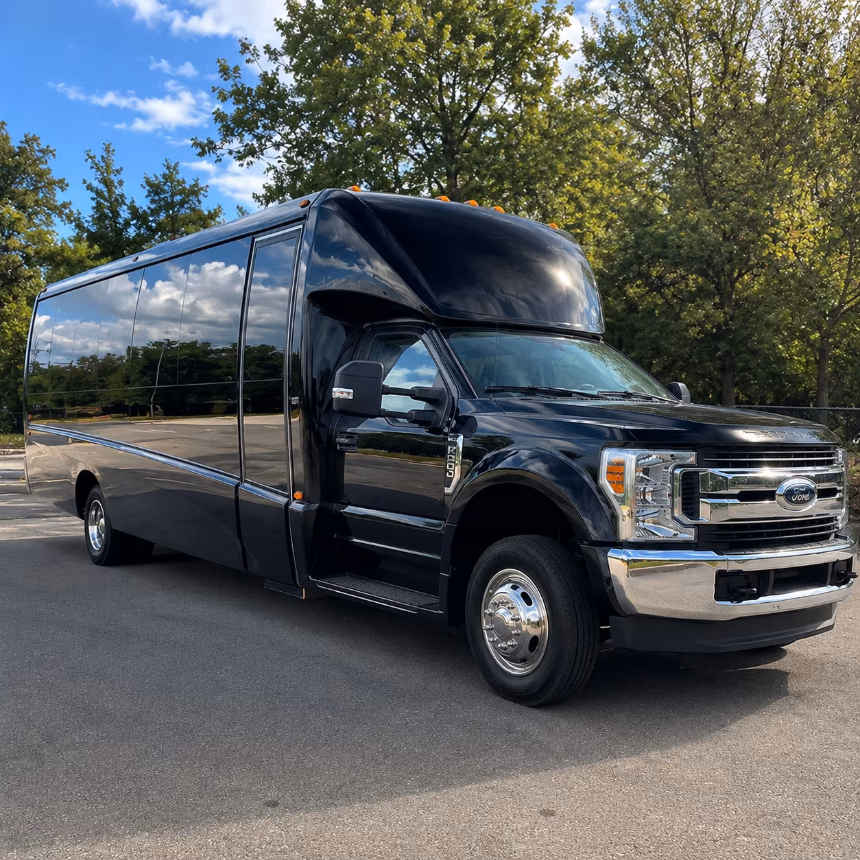 minibuses and charter buses to boise hawks baseball at memorial stadium